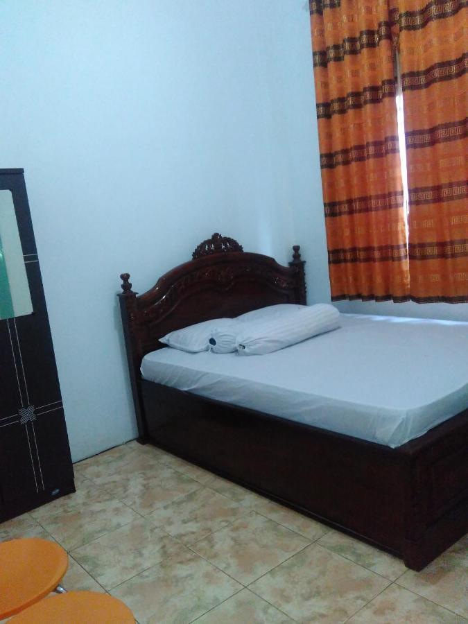 Wisma Kahyangan Baubau Exterior foto